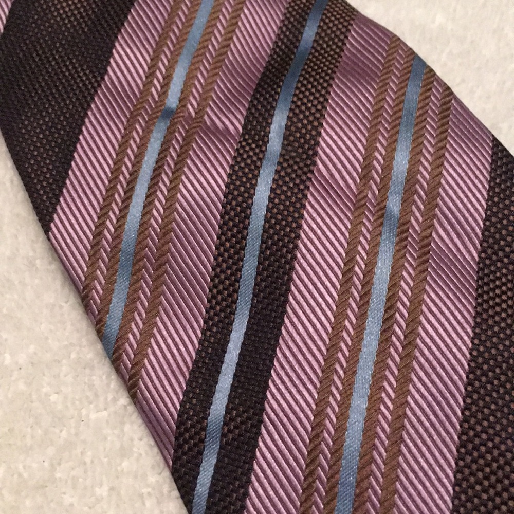 Dona tie - Picture 2 of 4